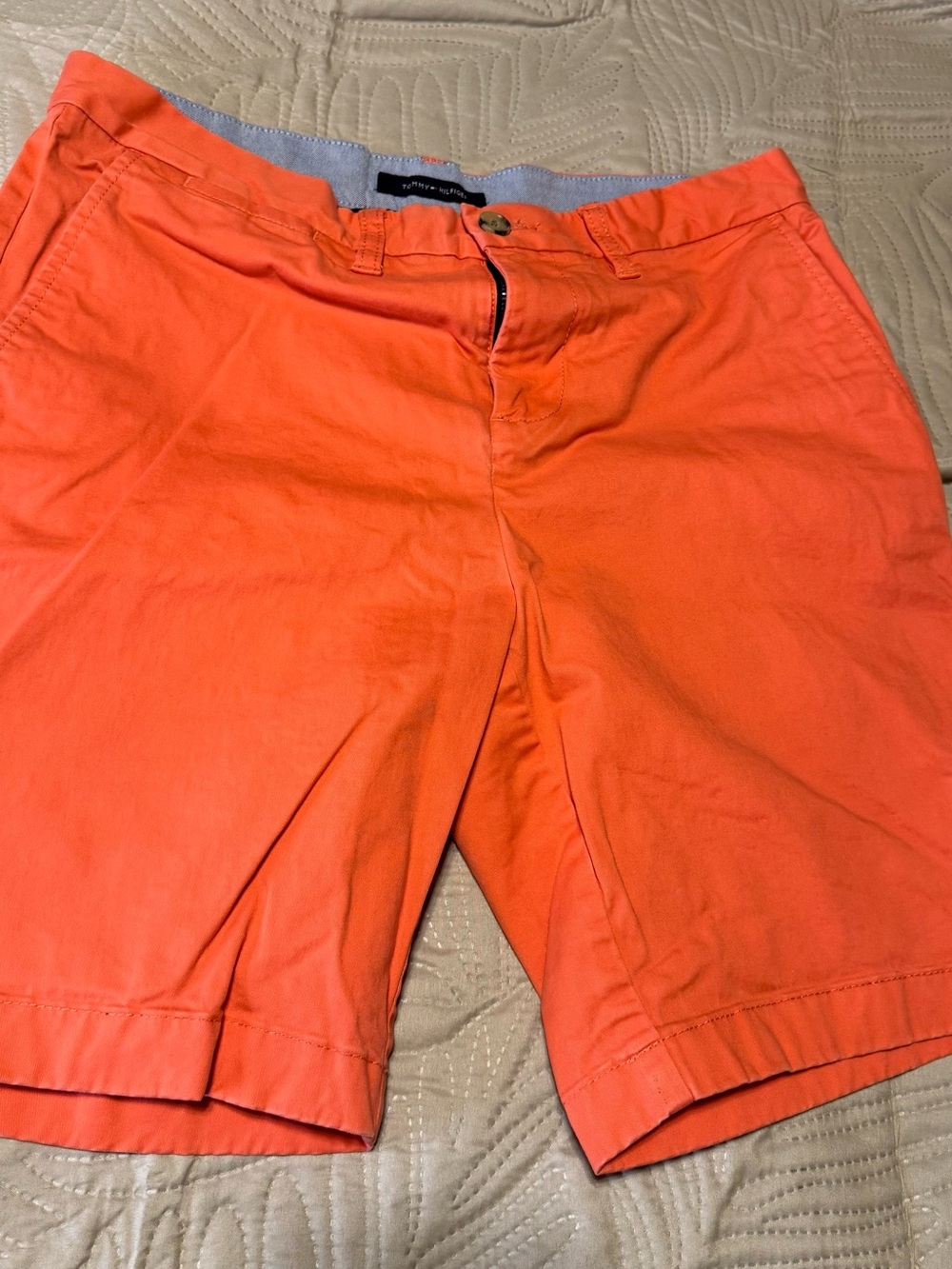 Tommy Hilfiger Men's Coral Orange Casual Shorts Sz 31